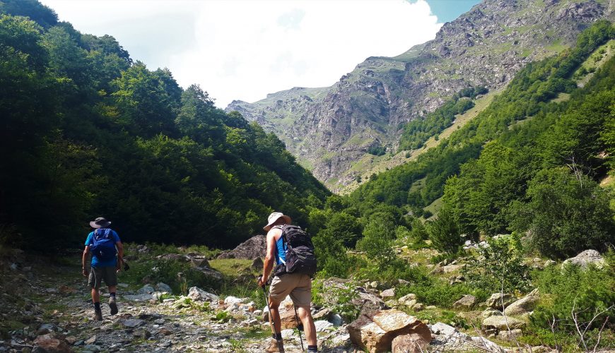 hiking albania
