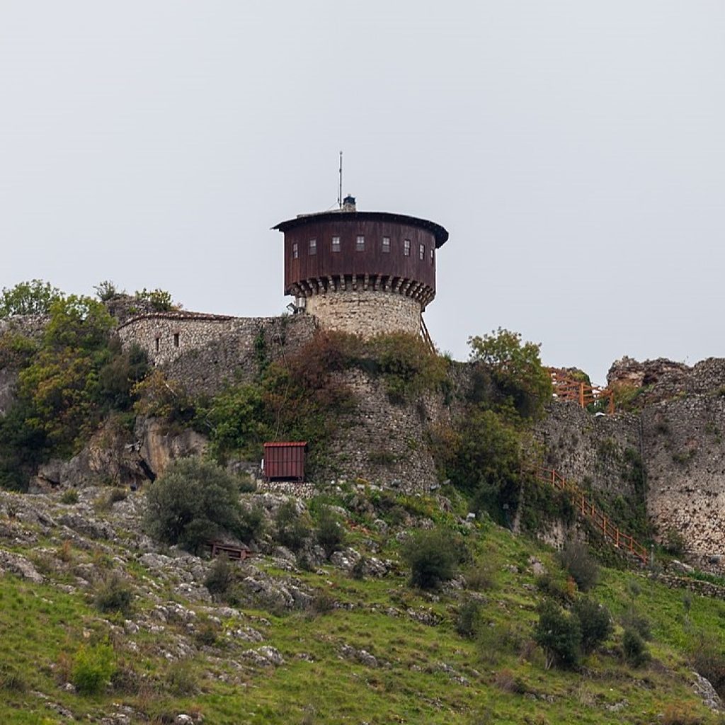 Petrela-Castle