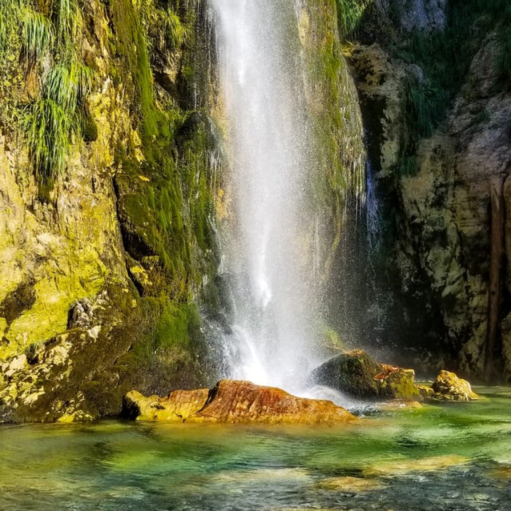 Waterfall of Grunas