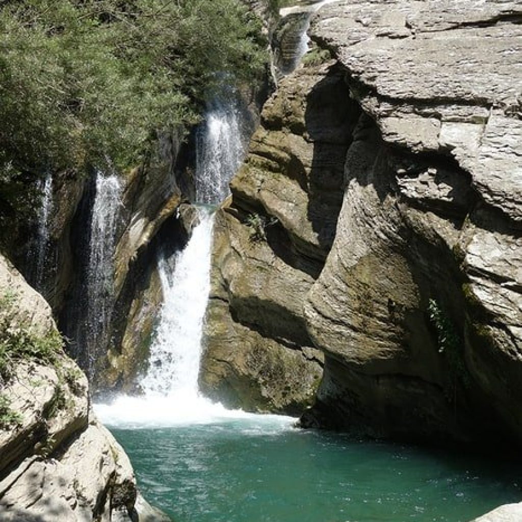 bogove waterfall